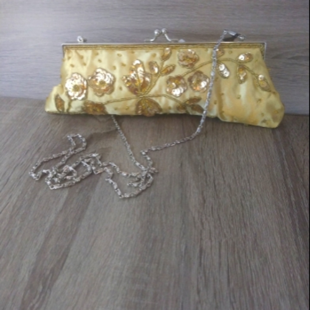 Bijoux Terner Gold Sequins Clutch Purse